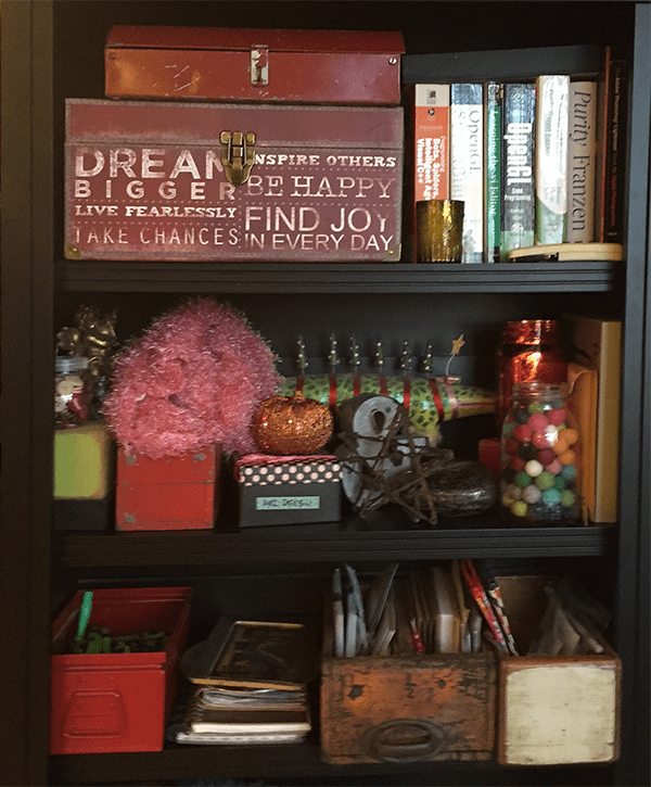 Organized Bookshelves - Creative Organizing Space